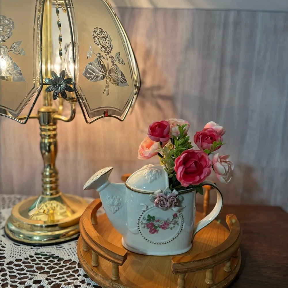 Vintage Elegant Ceramic Watering Can Vase with Floral Pink Roses